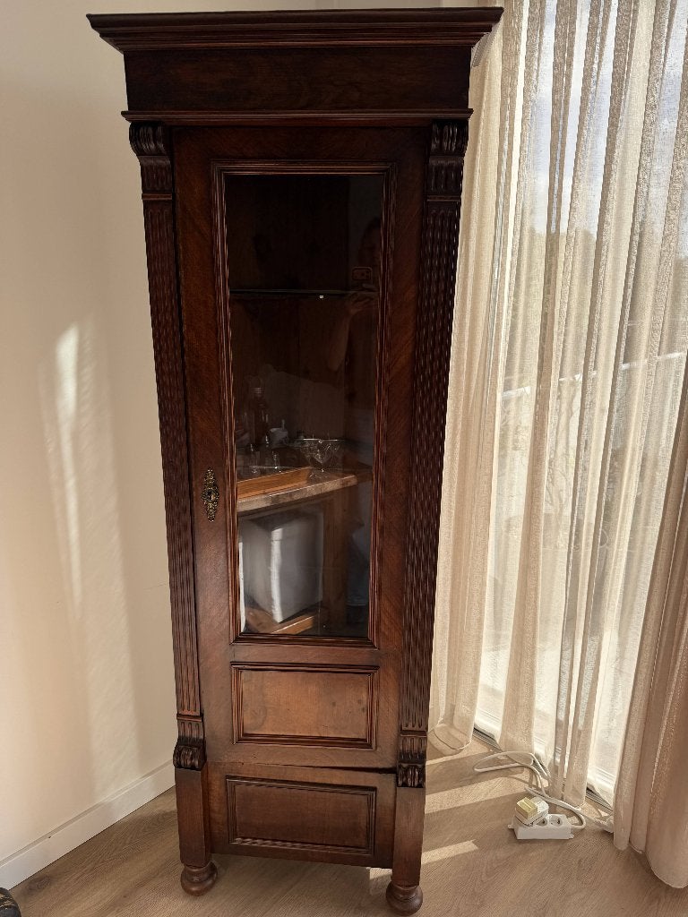 klassiek houten vitrine hoekkast, Ophalen