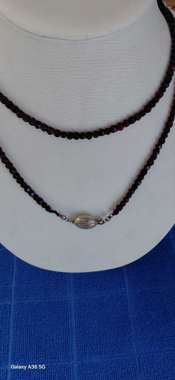 lange granaten ketting.zilverslot., Ophalen of Verzenden, Zilver, Ketting