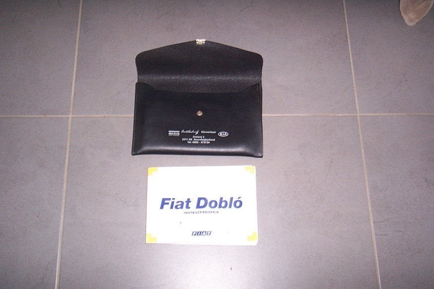 Gebruikershandleiding+mapje FIAT DOBLO   2000/2005, Ophalen of Verzenden