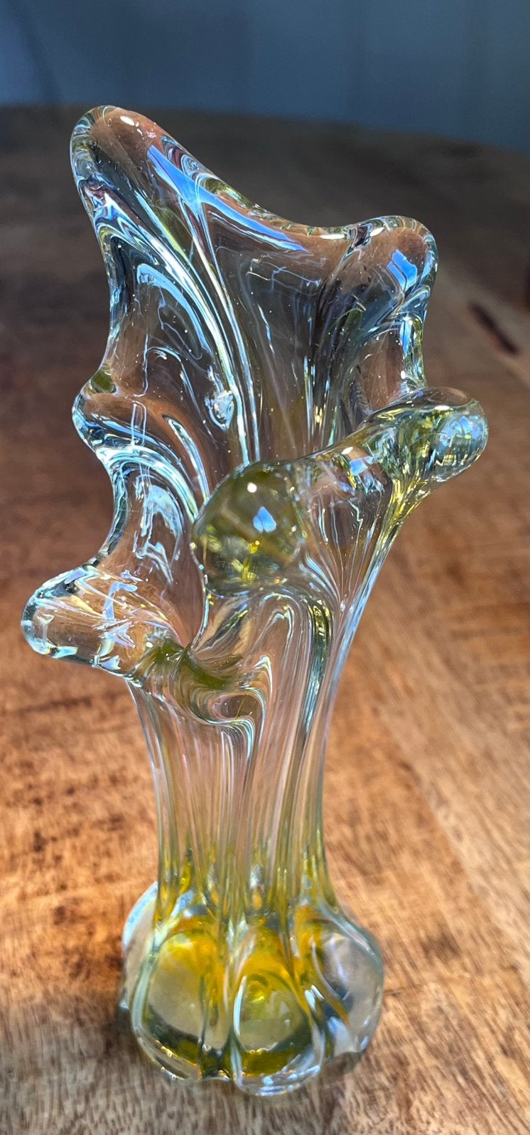 Oud geel glazen vaasje Murano (stijl) 19 cm hoog, Ophalen of Verzenden