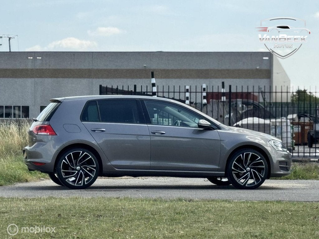 Volkswagen Golf 1.2 TSI Highline Dsg Nap, Euro 5, Gebruikt, Automatische klimaatregeling, 4 cilinders