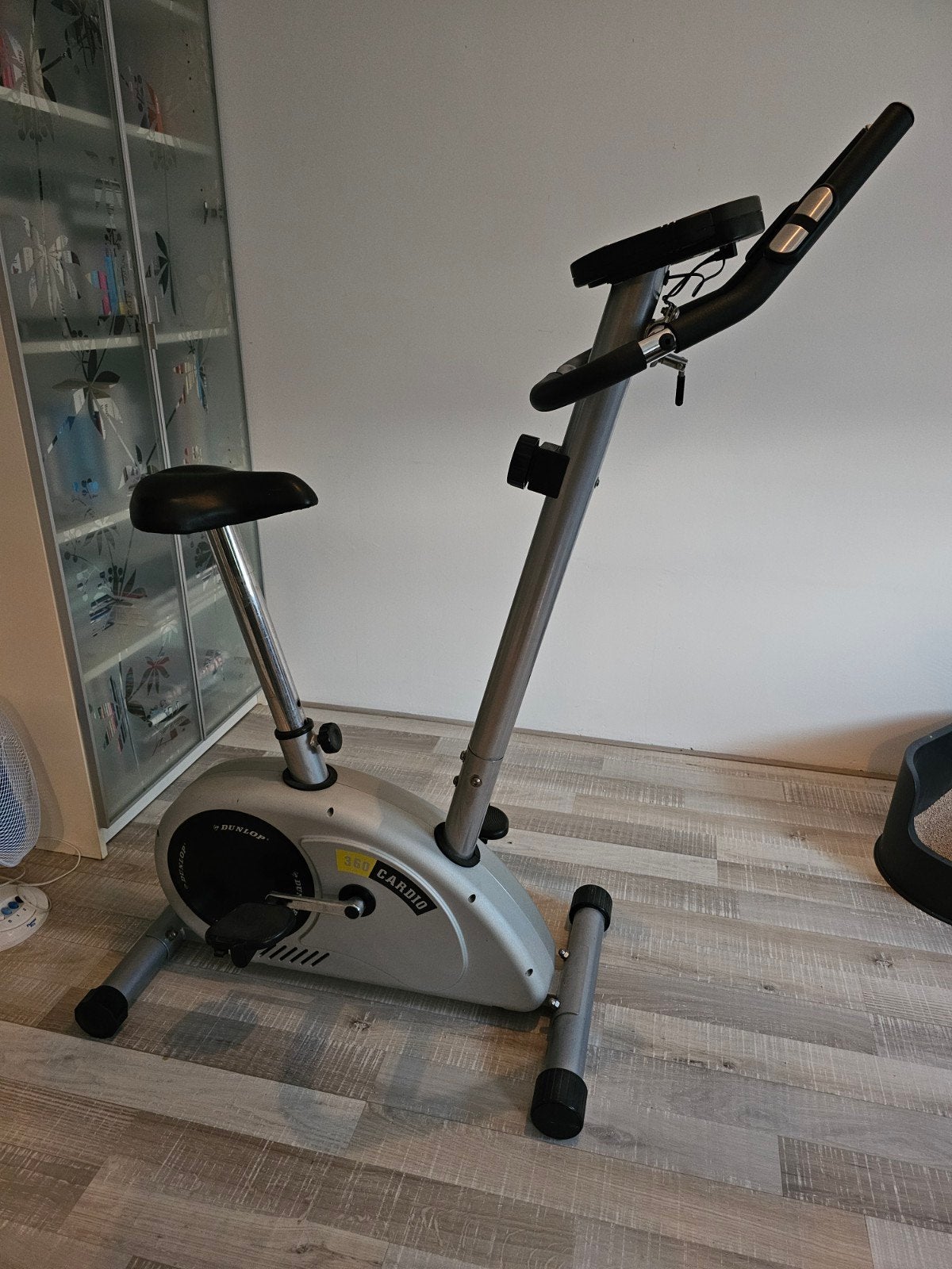 Dunlop Cardio 360 Hometrainer - Zo goed als nieuw, Ophalen, Zo goed als nieuw, Metaal, Benen