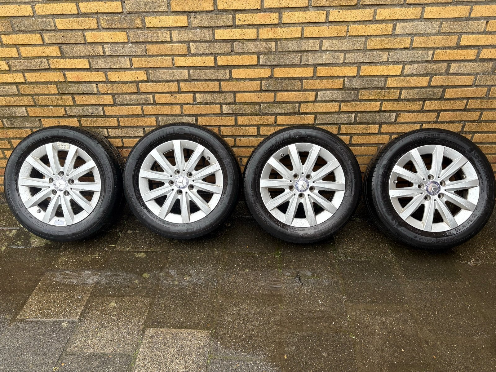 Mercedes B-Klasse originele velgen met Michelin zomerbanden, Ophalen, Gebruikt, 16 inch, Banden en Velgen