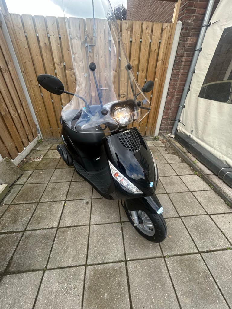 Piaggio Zip 2011 Snor Scooter - Eerste Eigenaar, Nette Staat, Ophalen, Piaggio, Gebruikt, Benzine