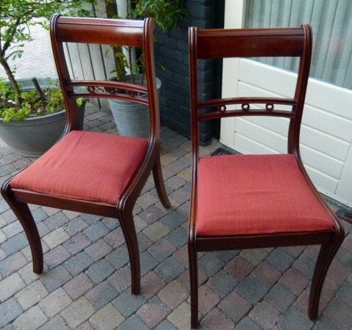 2 notenhouten stoelen als nieuw, Huis en Inrichting, Ophalen, Twee, Overige kleuren, Zo goed als nieuw