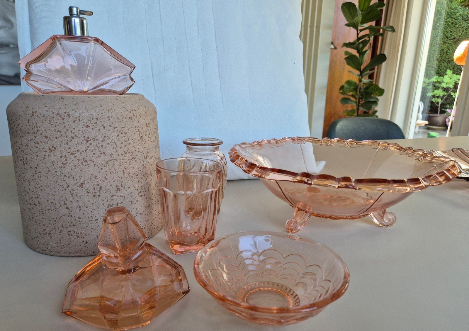 Vintage roze persglas, Art deco  jr 30- jr 50, Ophalen