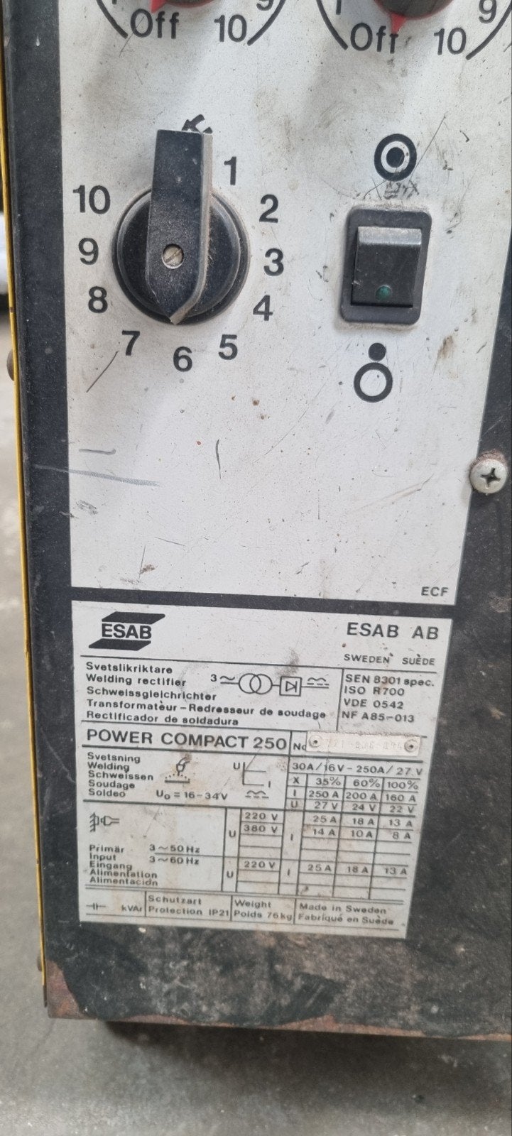 ESAB Power Compact 250 Mig/Mag Lasapparaat, Ophalen