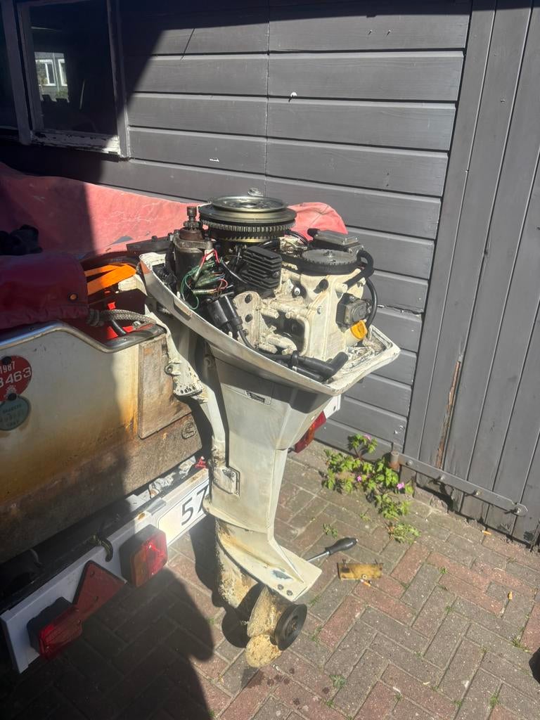 4 buitenboord motoren teruil tegen 1 goeie, Watersport en Boten, Ophalen, Zo goed als nieuw, Motor en Techniek, Motorboot