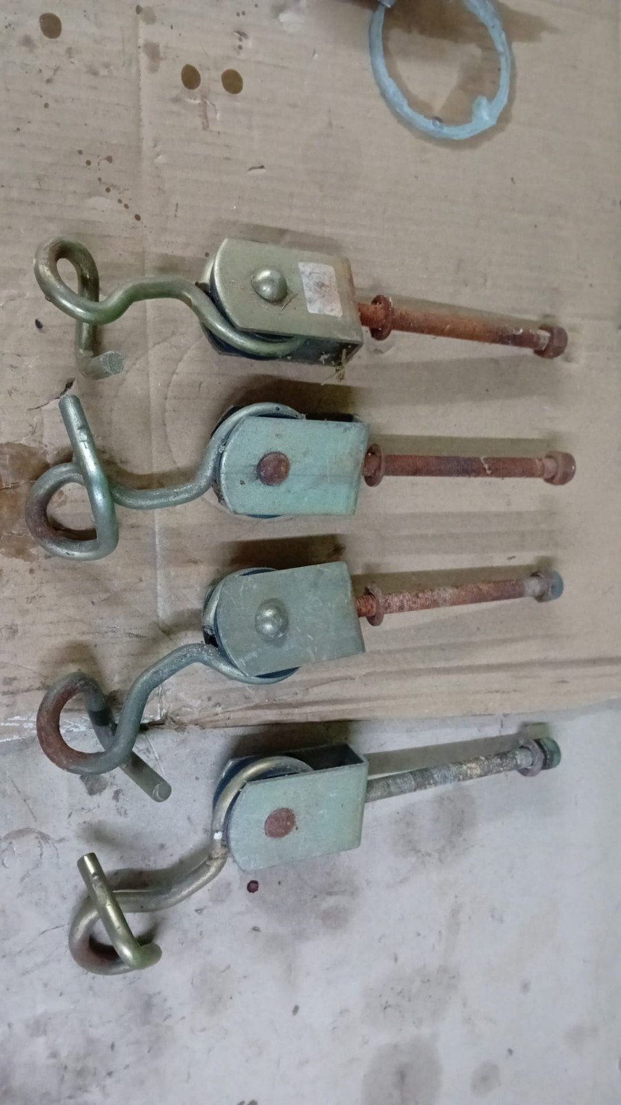 Schommelhaken M12 - 4 stuks, Ophalen of Verzenden, Gebruikt