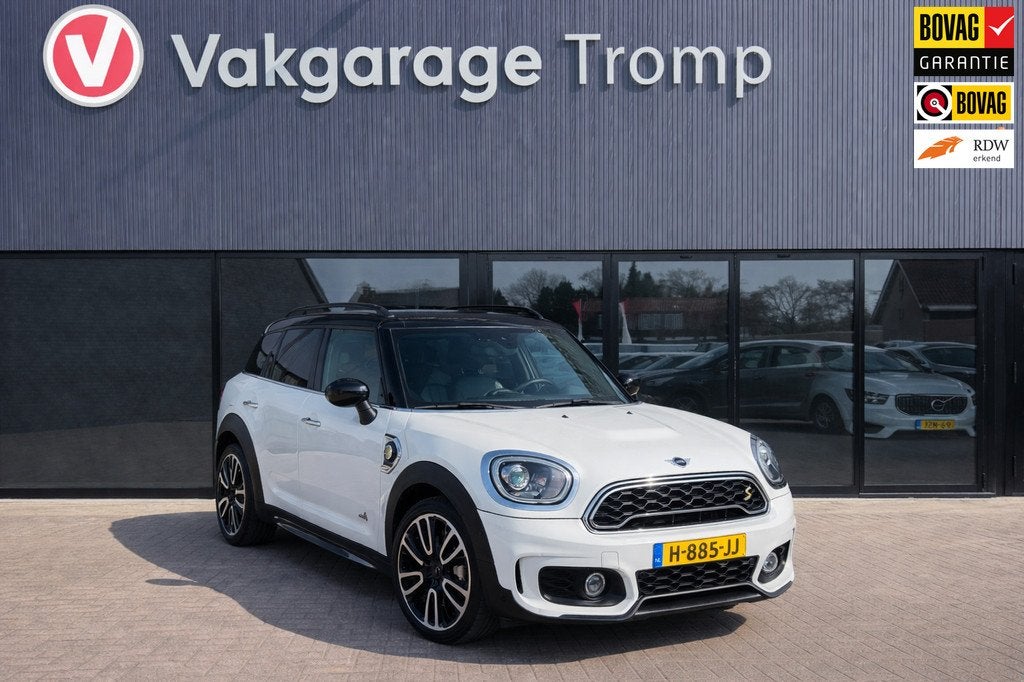 Mini Countryman 1.5 Cooper S E ALL 4 | Pano | JCW | Leder, Auto's, Mini, Automaat, 136 pk, Gebruikt, Met garantie (alle)
