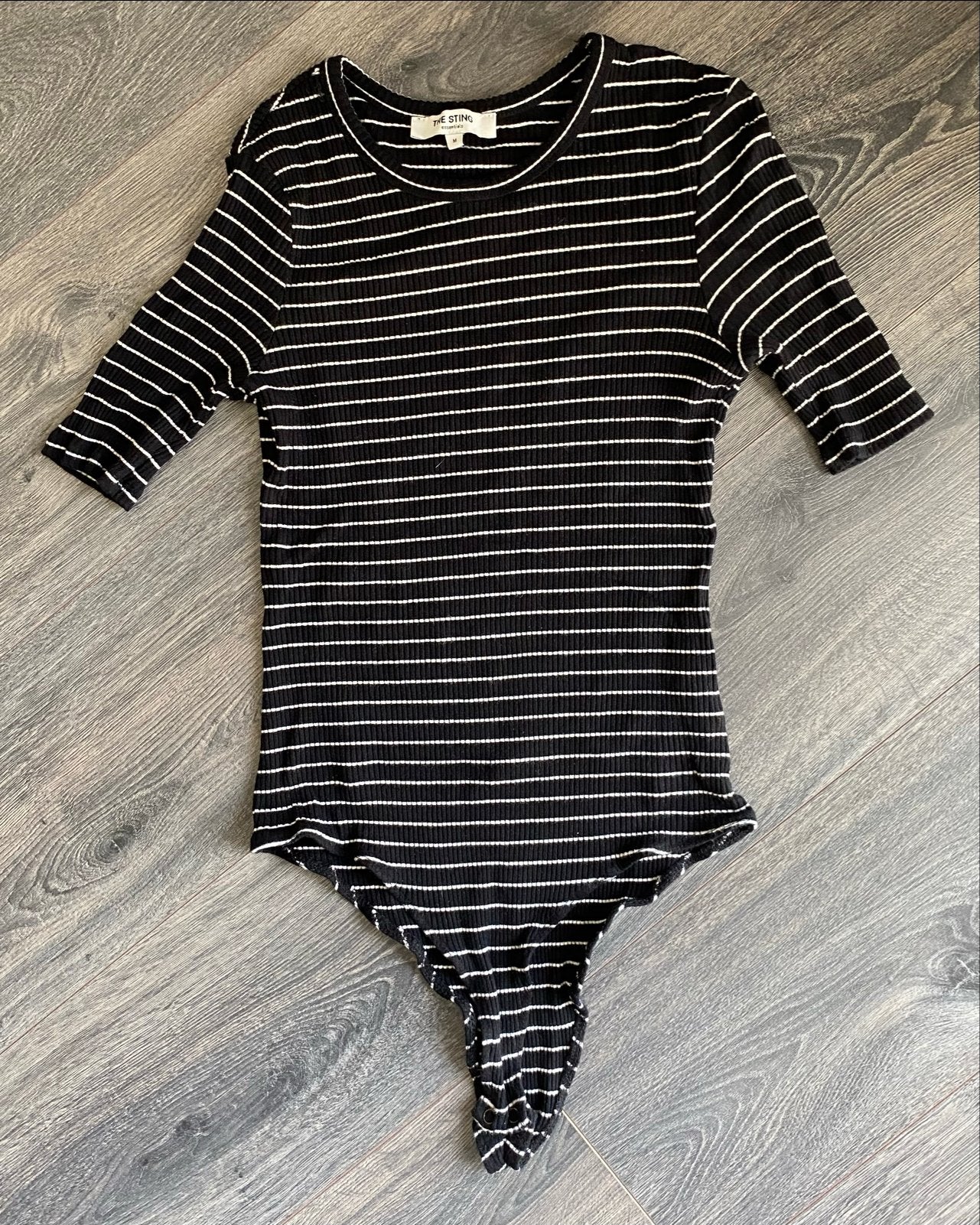 The Sting Bodysuit Maat M - Zwart/Wit Gestreept, Maat 38/40 (M), Zwart, Ophalen of Verzenden, Korte mouw