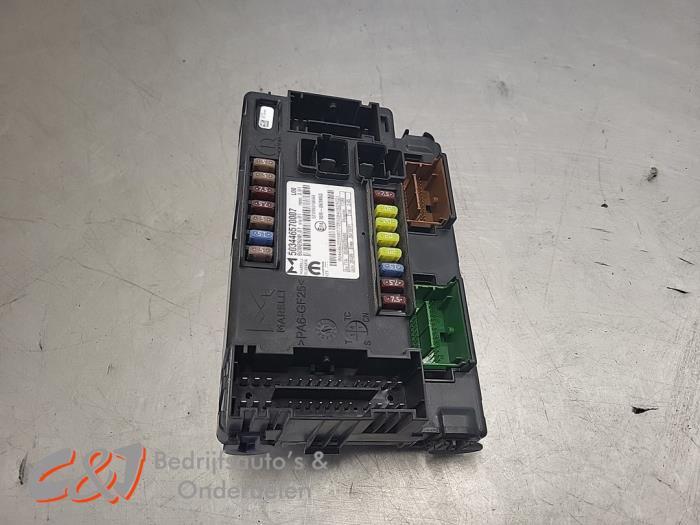 Zekeringkast van een Fiat Ducato, Auto-onderdelen, Elektronica en Kabels, Fiat, Gebruikt, 3 maanden garantie, Ophalen of Verzenden