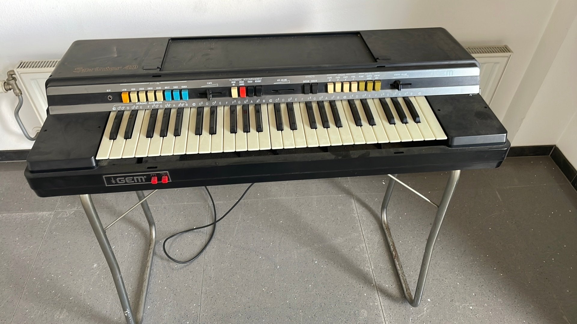 Elec orgel., Ophalen, Zo goed als nieuw, 61 toetsen, Gem