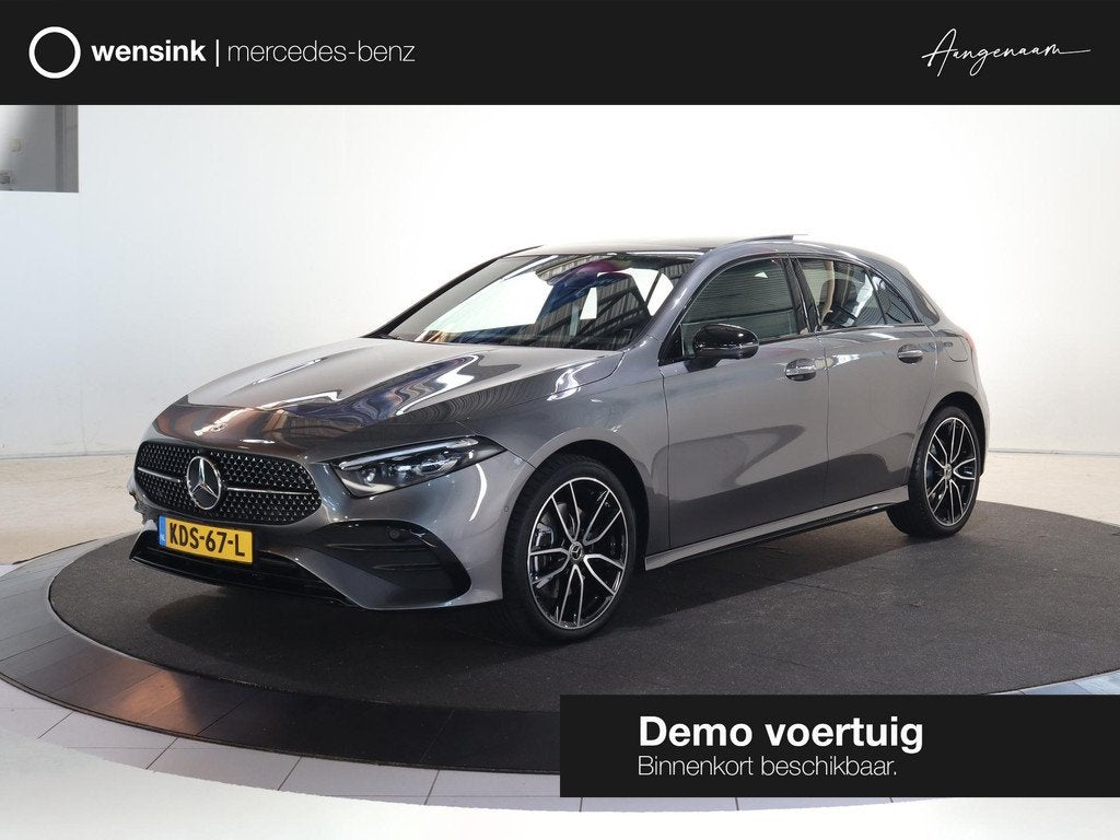 Mercedes-Benz A-klasse 250e Business Solution AMG | Night |, Auto's, 4 cilinders, 163 pk, Bedrijf, Hybride Elektrisch/Benzine