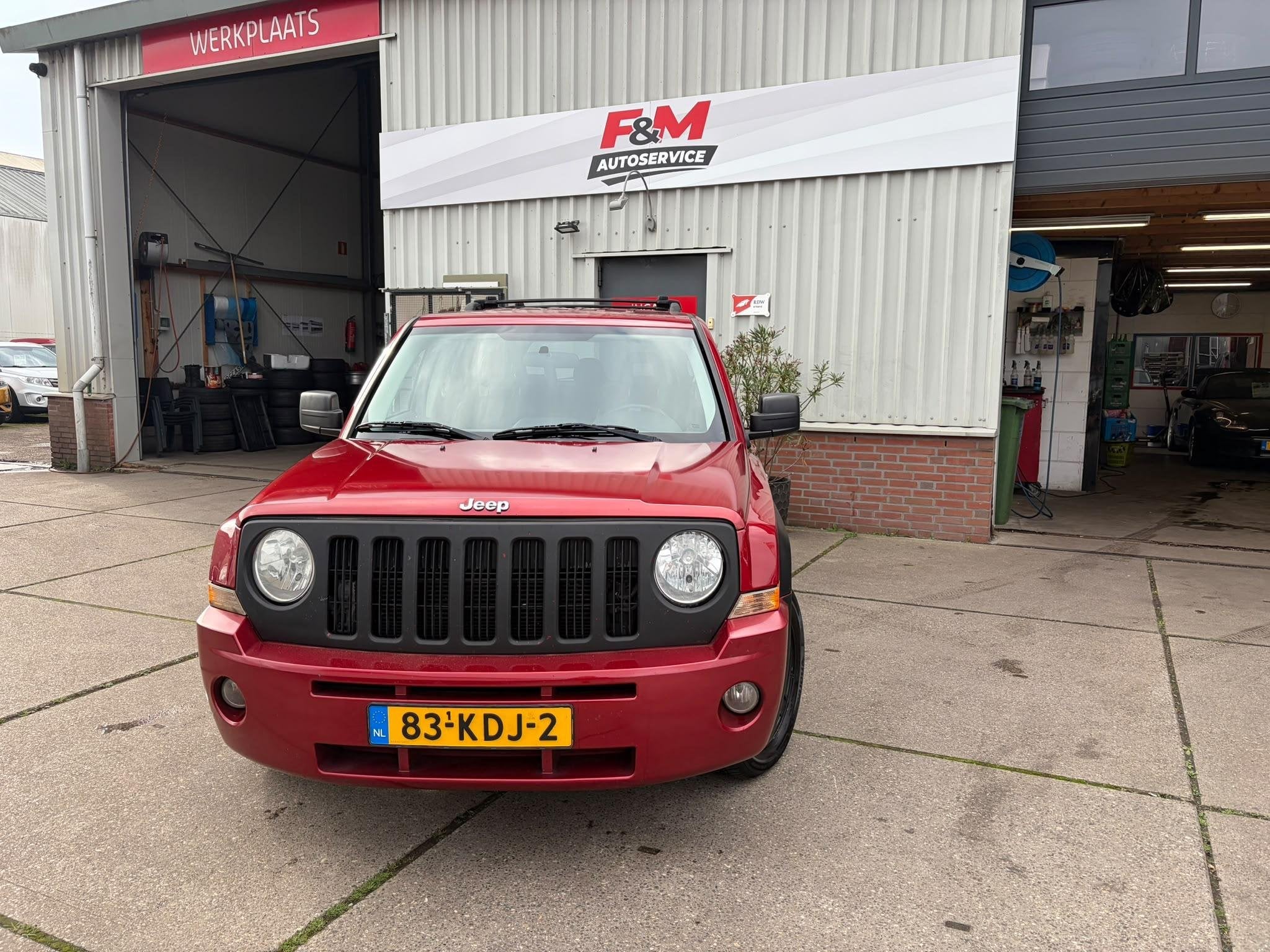 Jeep Patriot 2.4 Limited Liberty Automaat, airco, radio, sto, Auto's, Automaat, 450 kg, 4 cilinders, Patriot