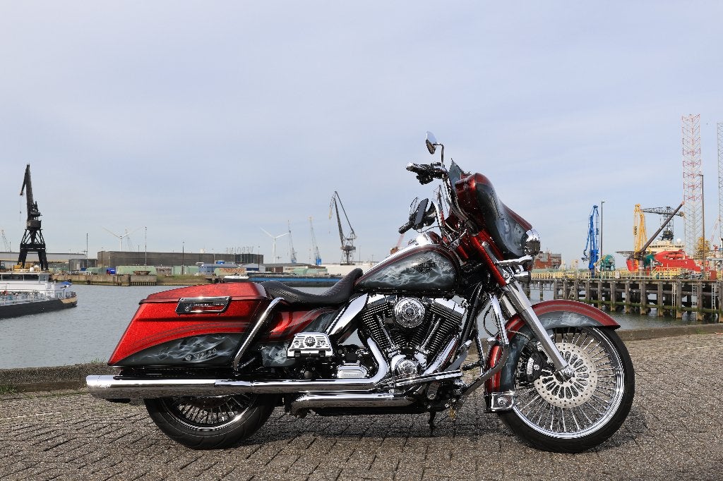 Foto 4 van Unieke Custom Harley Touring/Street Glide/Electra Glide