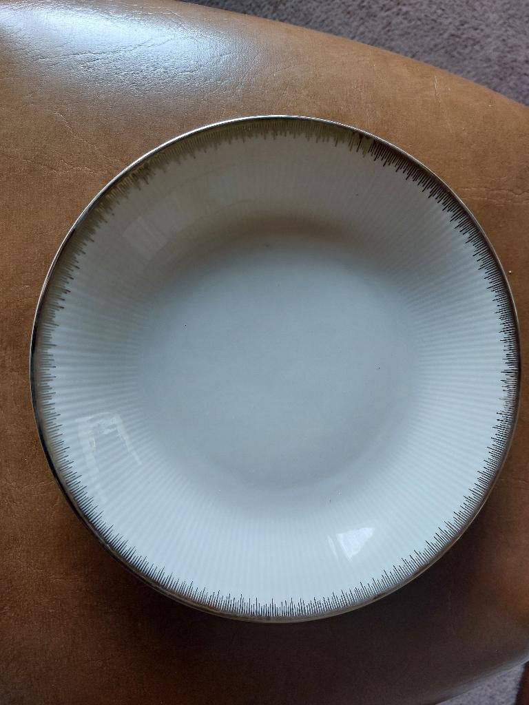 Diepe borden, Huis en Inrichting, Keuken | Servies, Ophalen, Zo goed als nieuw, Bord(en), Overige stijlen