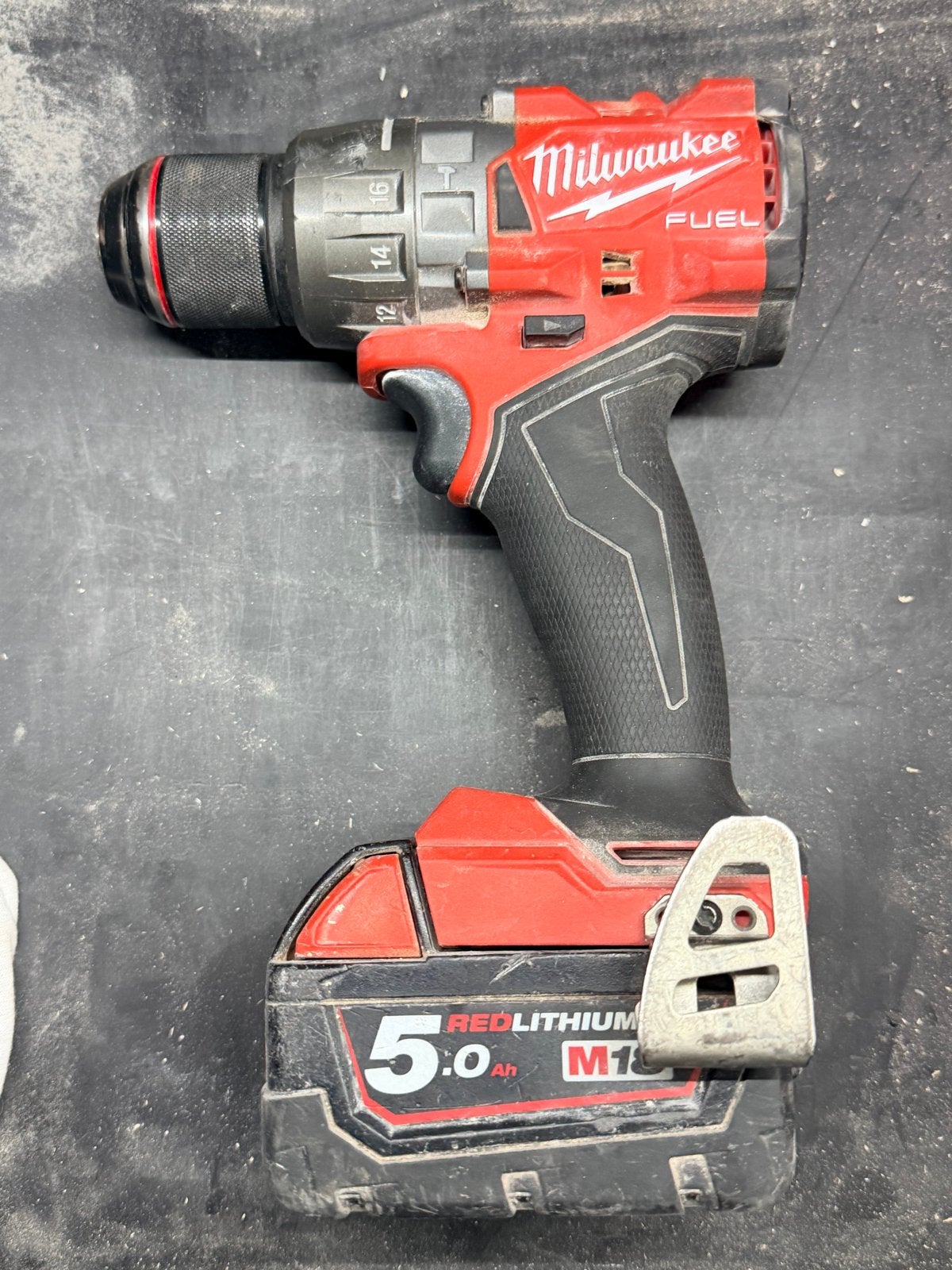 Milwaukee M18 FUEL Boormachine - Krachtig en Betrouwbaar, G, G, Ophalen of Verzenden, Klopboormechanisme