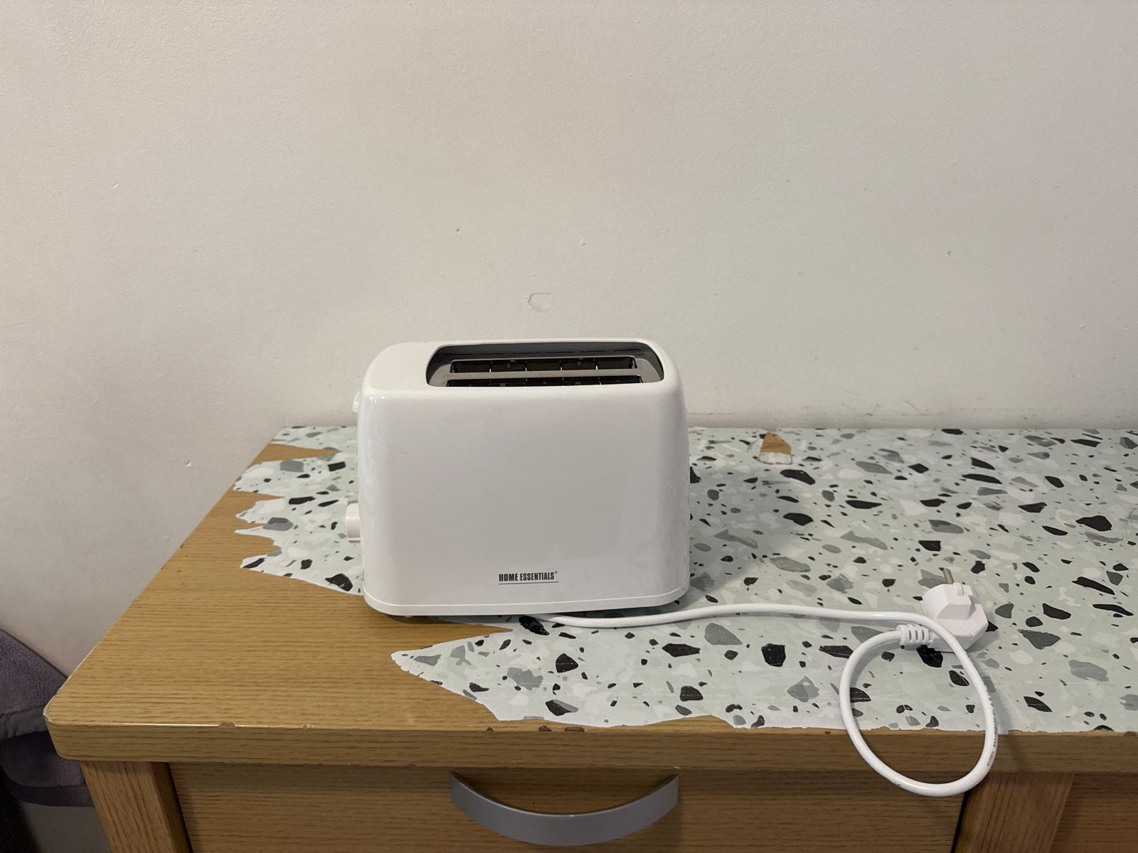 Witte Home Essentials Broodrooster - Compact en Stijlvol, Ophalen of Verzenden, Gebruikt