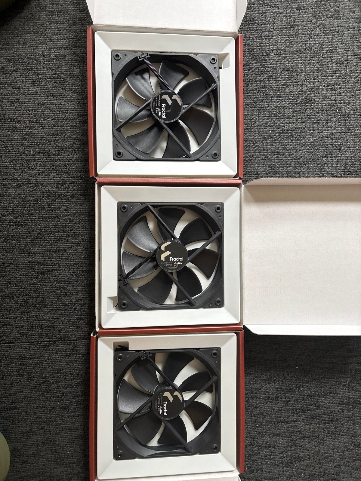 3x Fractal Dynamic X2 GP-14 140mm fans, Ophalen of Verzenden, Zo goed als nieuw