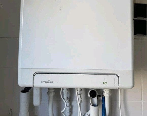 Intergas HRE 28/24 A 16.07.2023 geplaatst-bon aanwezig🚿 CW4, Minder dan 20 liter, Ophalen, Geiser, Minder dan 3 jaar oud