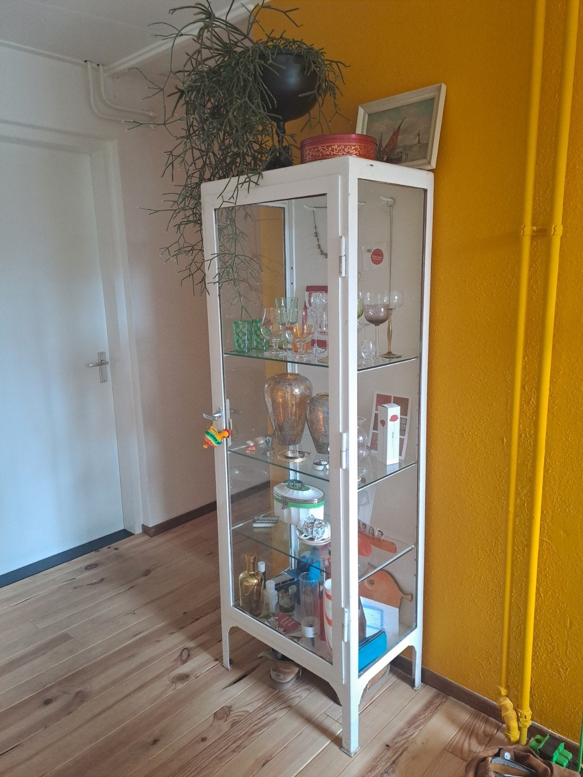 Vintage metalen apothekerskast, Huis en Inrichting, Ophalen, Vintage, Industrieel, 50 tot 100 cm, Glas