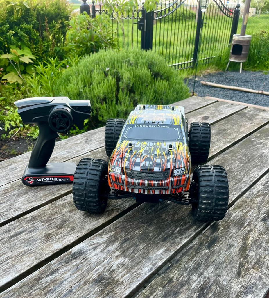Himoto monster truck 1/10, Hobby en Vrije tijd, Modelbouw | Radiografisch | Auto's, Auto offroad, Zo goed als nieuw, Schaal 1:10