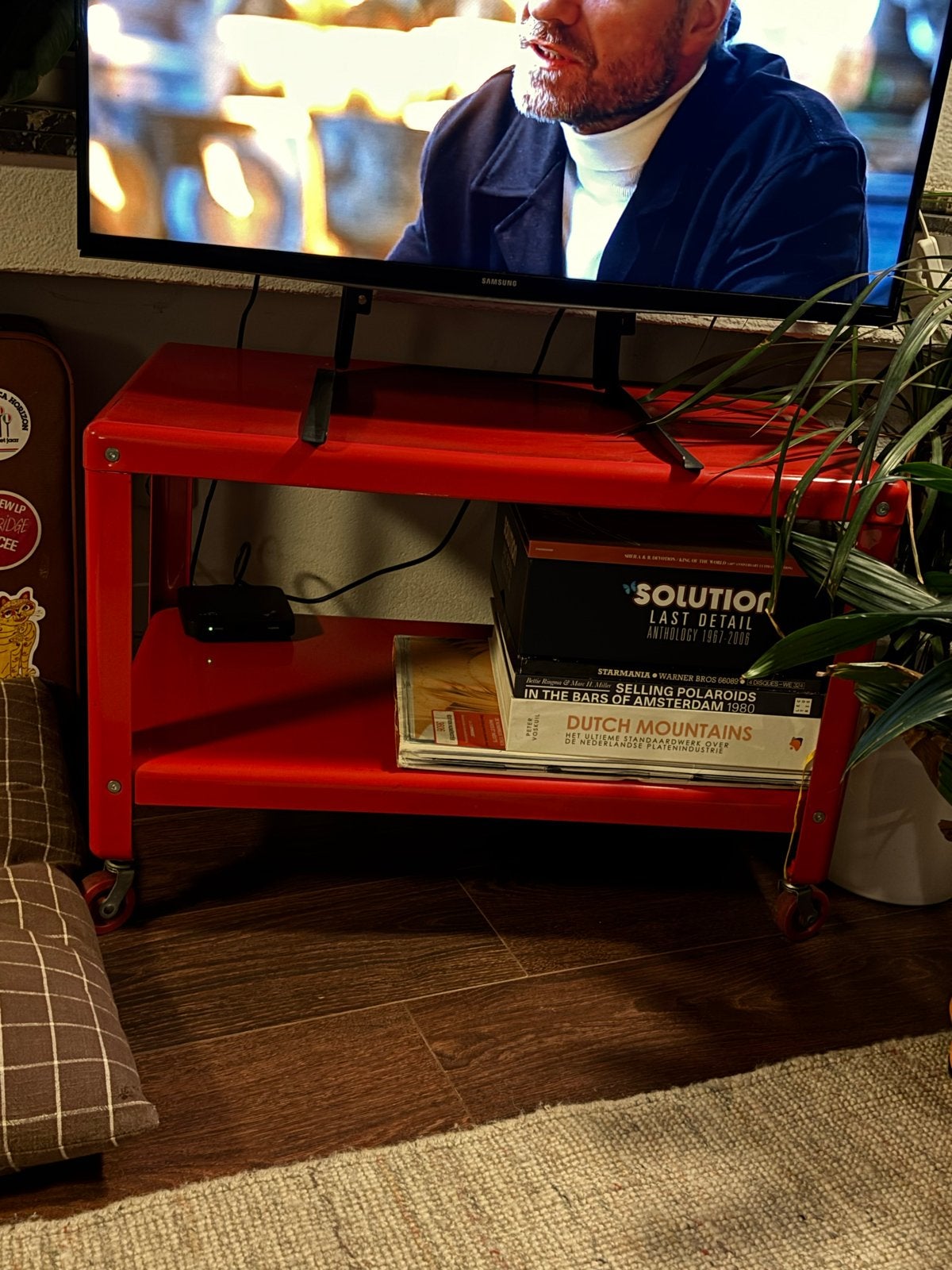 Vintage Rood Ikea Dressoir TV Meubel Jaren '80, Huis en Inrichting, Kasten | Televisiemeubels, Ophalen, Gebruikt, 50 tot 100 cm