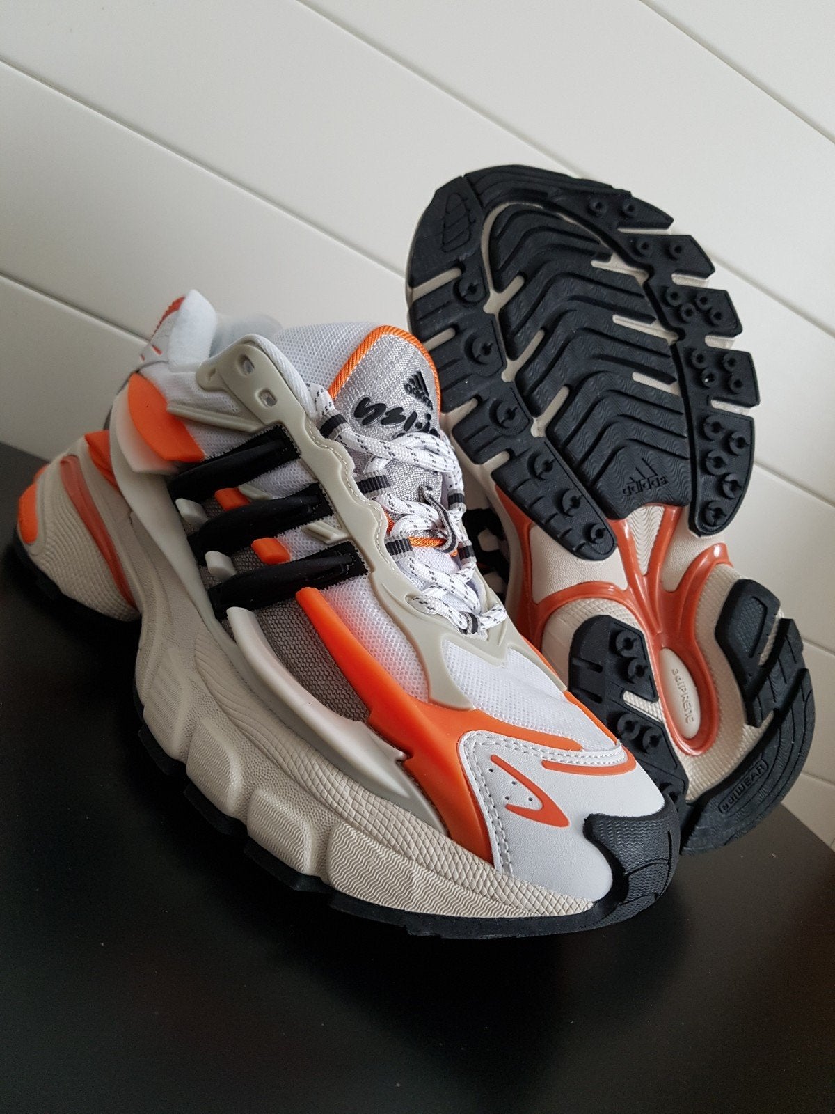 Adidas Adistar Jellyfish X Pharrell Williams, Kleding | Heren, Schoenen, Overige kleuren, Nieuw, Ophalen of Verzenden, Sneakers of Gympen
