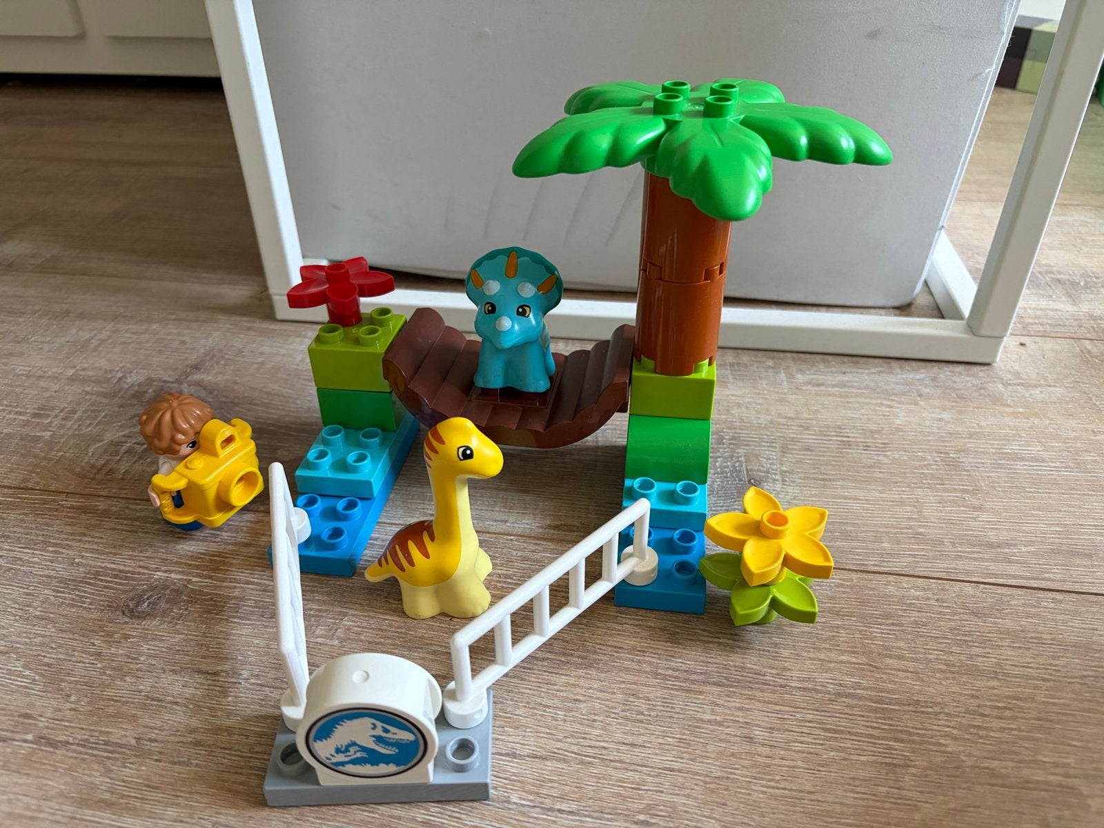 Duplo 10879 Dinosaurus set met T-Rex en Triceratops, Ophalen of Verzenden, Zo goed als nieuw, Overige merken