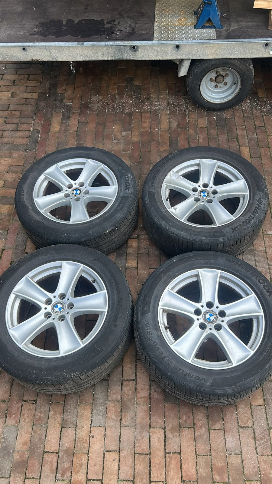 BMW Velgen x5 e53 met twee nieuwe banden, Ophalen, BMW, Bumper