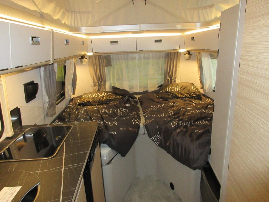 Eriba Touring Silver Editie 542 210 BREED/ENKELE BEDDEN!!, Schokbreker, Eriba, Overige typen, Overige