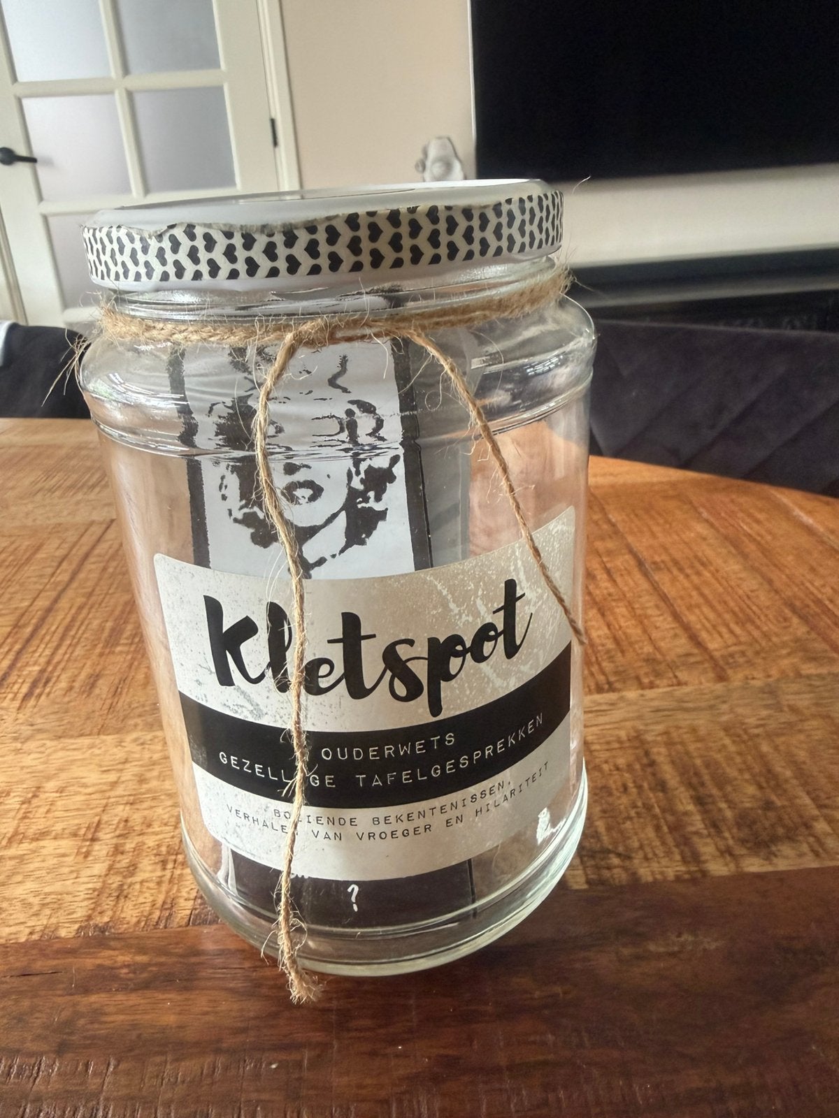 Kletspot, Ophalen, Zo goed als nieuw