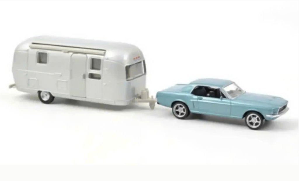 Ford Mustang '68 Blauw Airstream Caravan Jet-car 1/43 270582, Verzenden, Nieuw, Auto, Overige merken