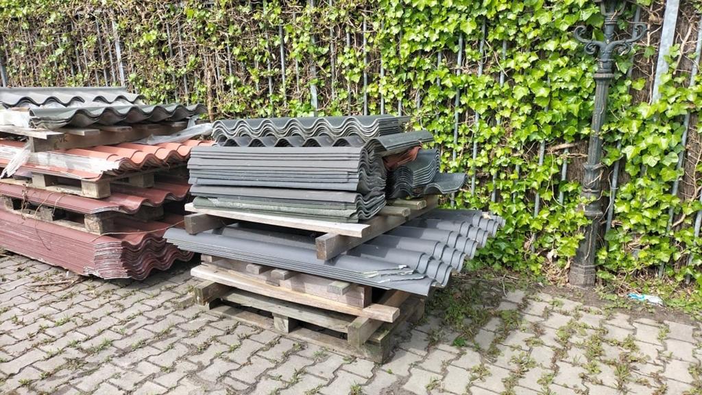 Eternit dakplaten met nokstukken - diverse kleuren, Ophalen, Overige materialen, Gebruikt, Overige kleuren
