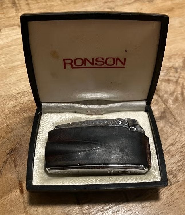 Vintage Ronson aansteker met originele doos, Verzamelen, Ophalen of Verzenden, Gebruikt, Aansteker
