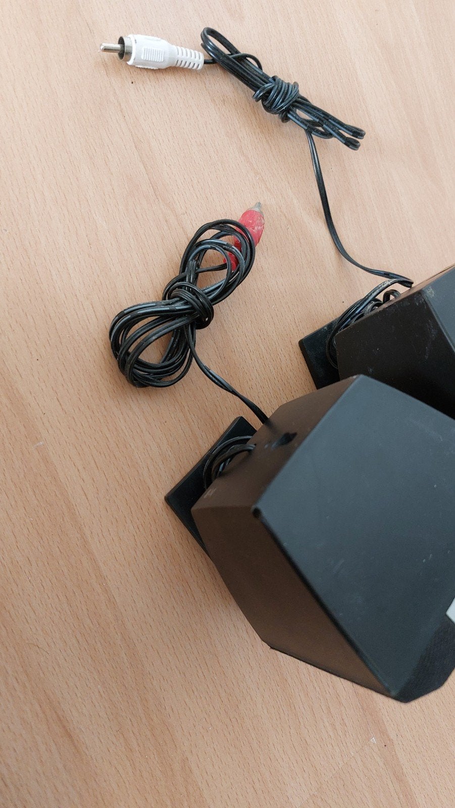 te koop  2 x trust spreakers, Ophalen of Verzenden, Overige merken