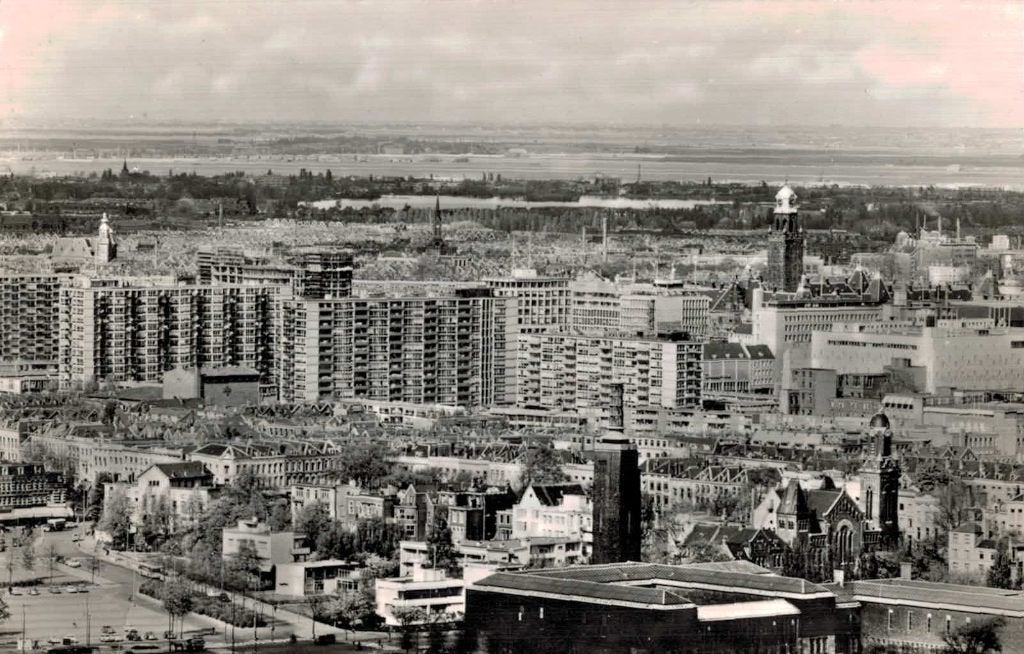 1960 ROTTERDAM Panorama richting Centrum, Verzamelen, Ophalen of Verzenden, 1960 tot 1980, Gelopen, Zuid-Holland