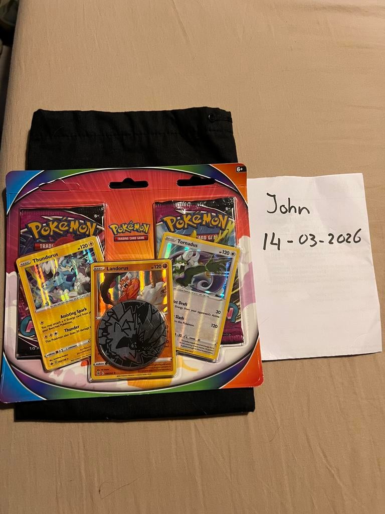 Blister pack. Fushion strike packs., Ophalen of Verzenden, Zo goed als nieuw, Booster