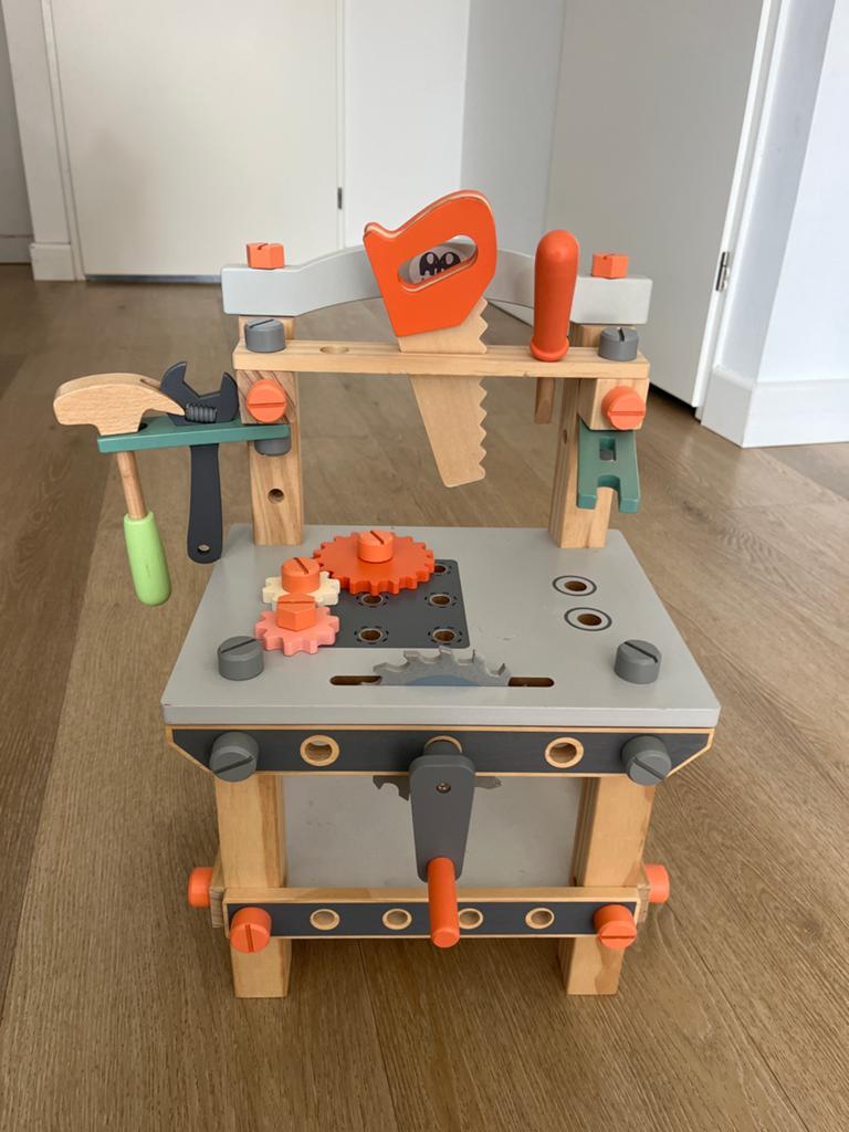 Houten werkbank voor kinderen met gereedschap, Ophalen, Zo goed als nieuw