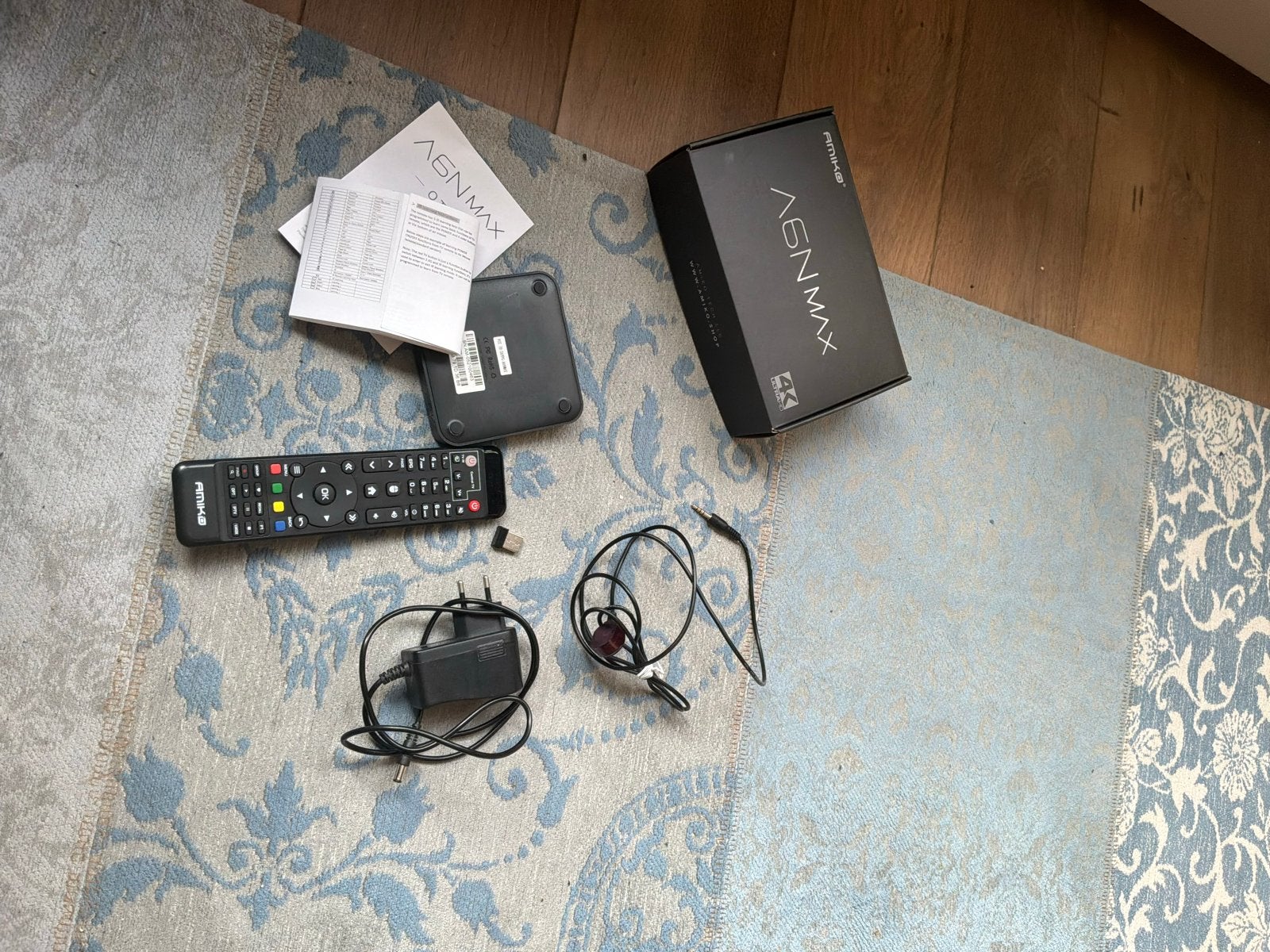 Amiko A6N Max 4K OTT Android TV Box - Compleet, Ophalen of Verzenden, Zo goed als nieuw, HDMI, Zonder harde schijf