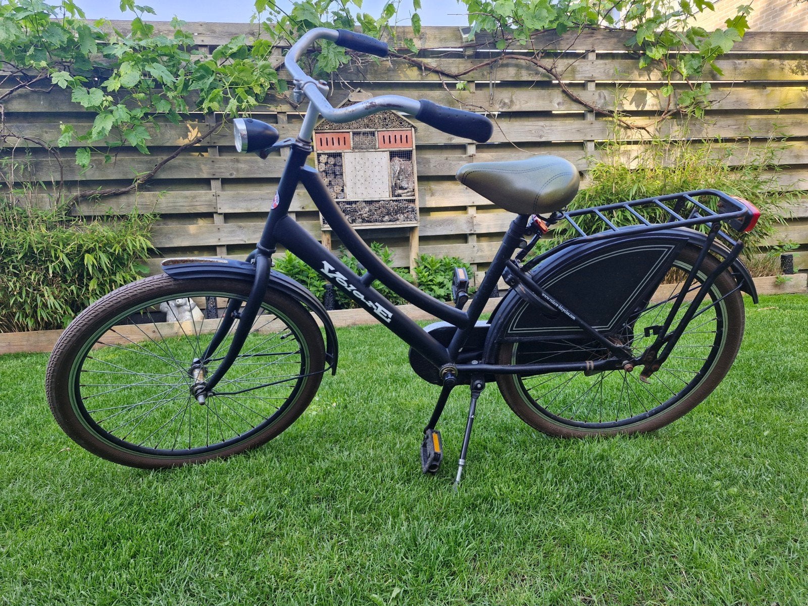 Stevige zwarte meiden fiets, Fietsen en Brommers, Fietsen | Dames | Damesfietsen, Ophalen of Verzenden, Gebruikt, Overige merken