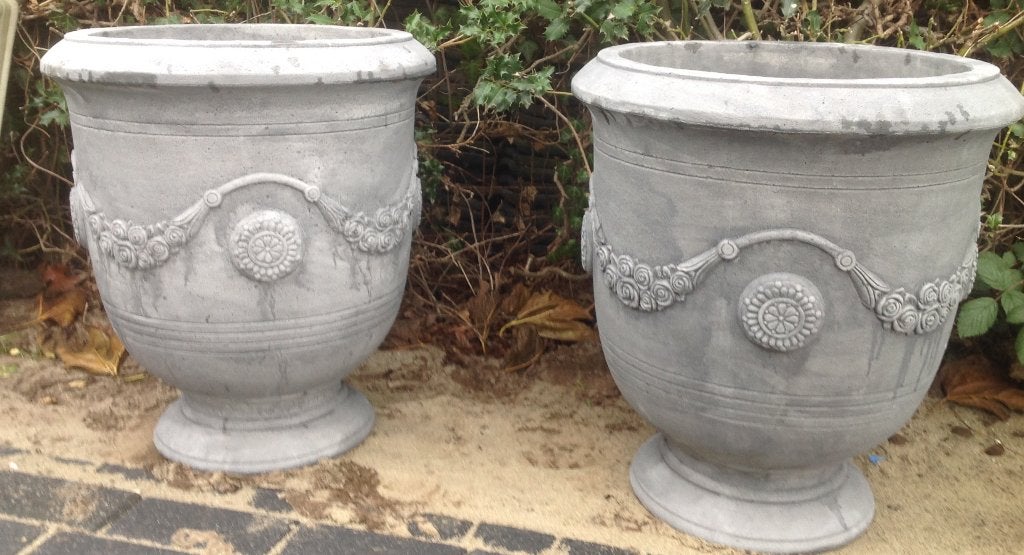 Saint lo anduze potten beton in twee maten nieuw., Tuin en Terras, Ophalen, Rond, Nieuw, Balkon