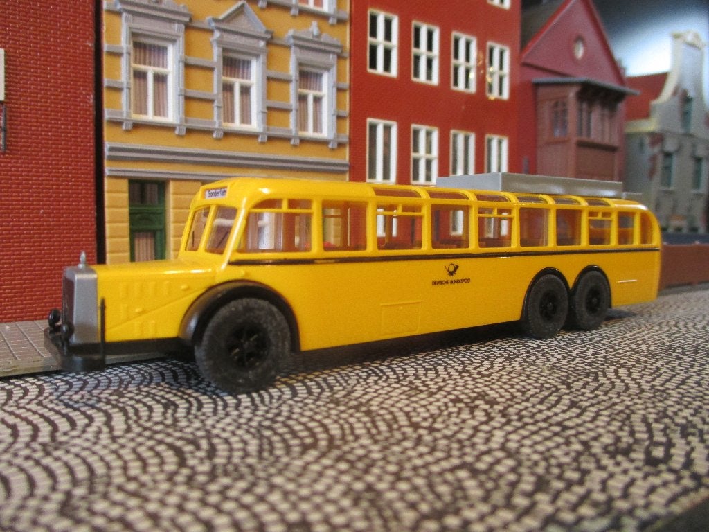 1938 Mercedes Benz O10000 - Brekina Deutsche Bundespost, Ophalen of Verzenden, Zo goed als nieuw, Bus of Vrachtwagen, Brekina