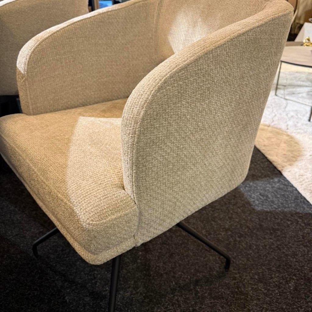 Set 2 stoelen Maud van UrbanSofa, Ophalen, Twee, Overige kleuren, Markt 27-29 Wageningen