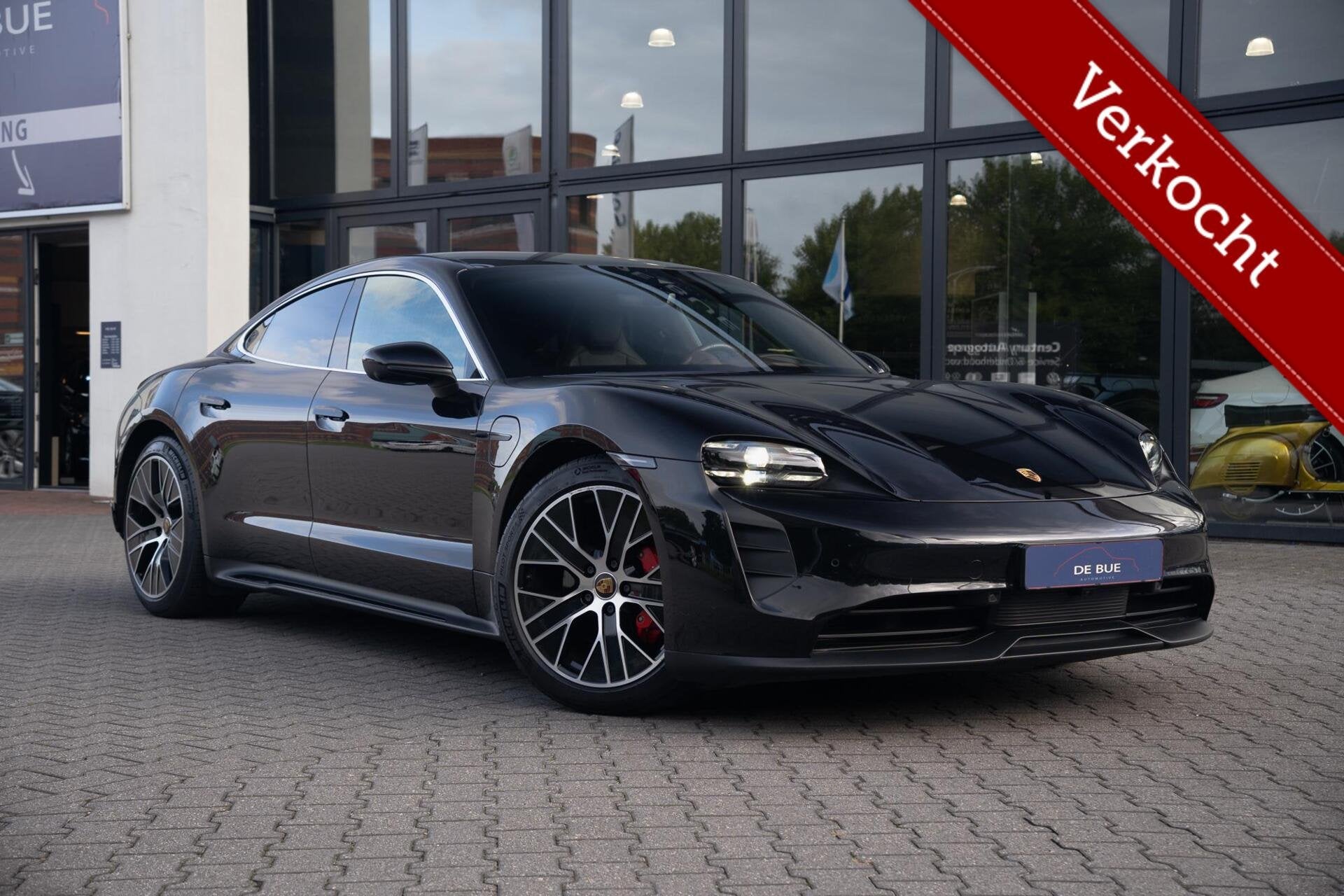 Porsche Taycan 4S Performance 84 kWh|Matrix|Chrono|Achteras, Auto's, Automaat, Dealer onderhouden, Gebruikt, 4 stoelen