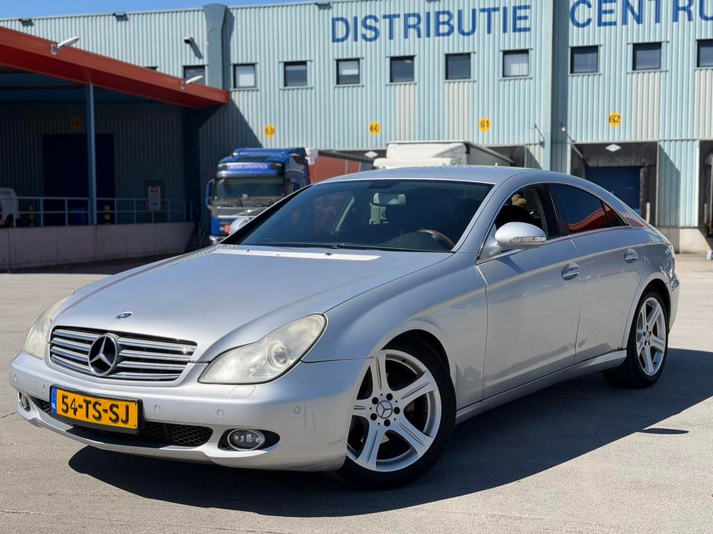 Mercedes-Benz CLS 3.0 CDI Cls320 AUT 2007 Grijs, Auto's, Achterwielaandrijving, 4 stoelen, 2987 cc, Origineel Nederlands