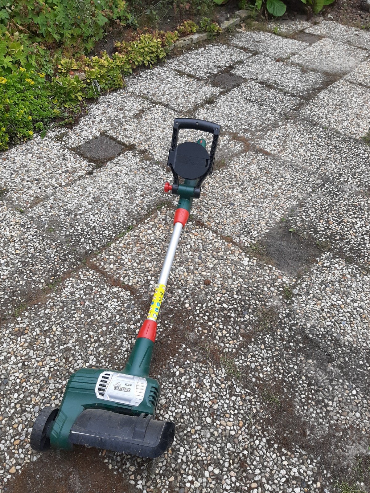 Parkside onkruidborstel 220v, Tuin en Terras, Grastrimmers, Gebruikt, Elektrisch, Minder dan 10 cm, Ophalen