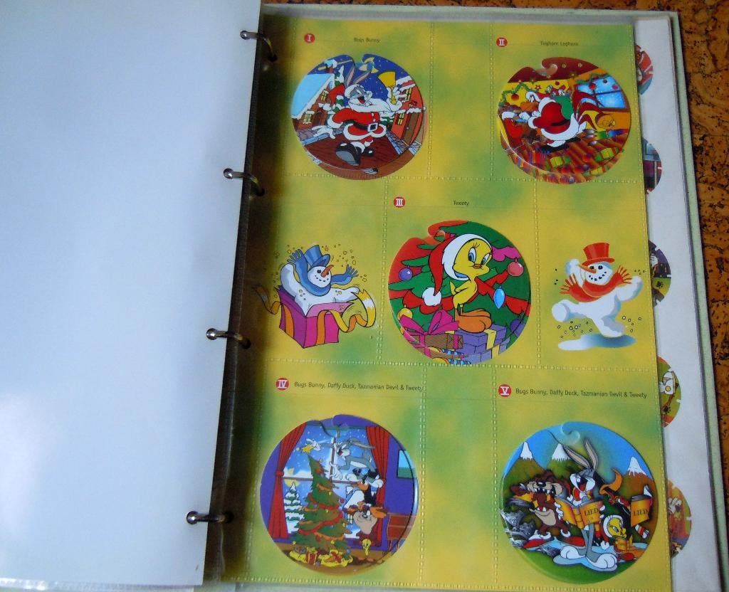 BEVRIJDINGSDAG AANBIEDING, FLIPPO VERZAMELING!!!!!!, Ophalen, Cheetos 24 Game, Losse flippo's, Met verzamelmap(pen)