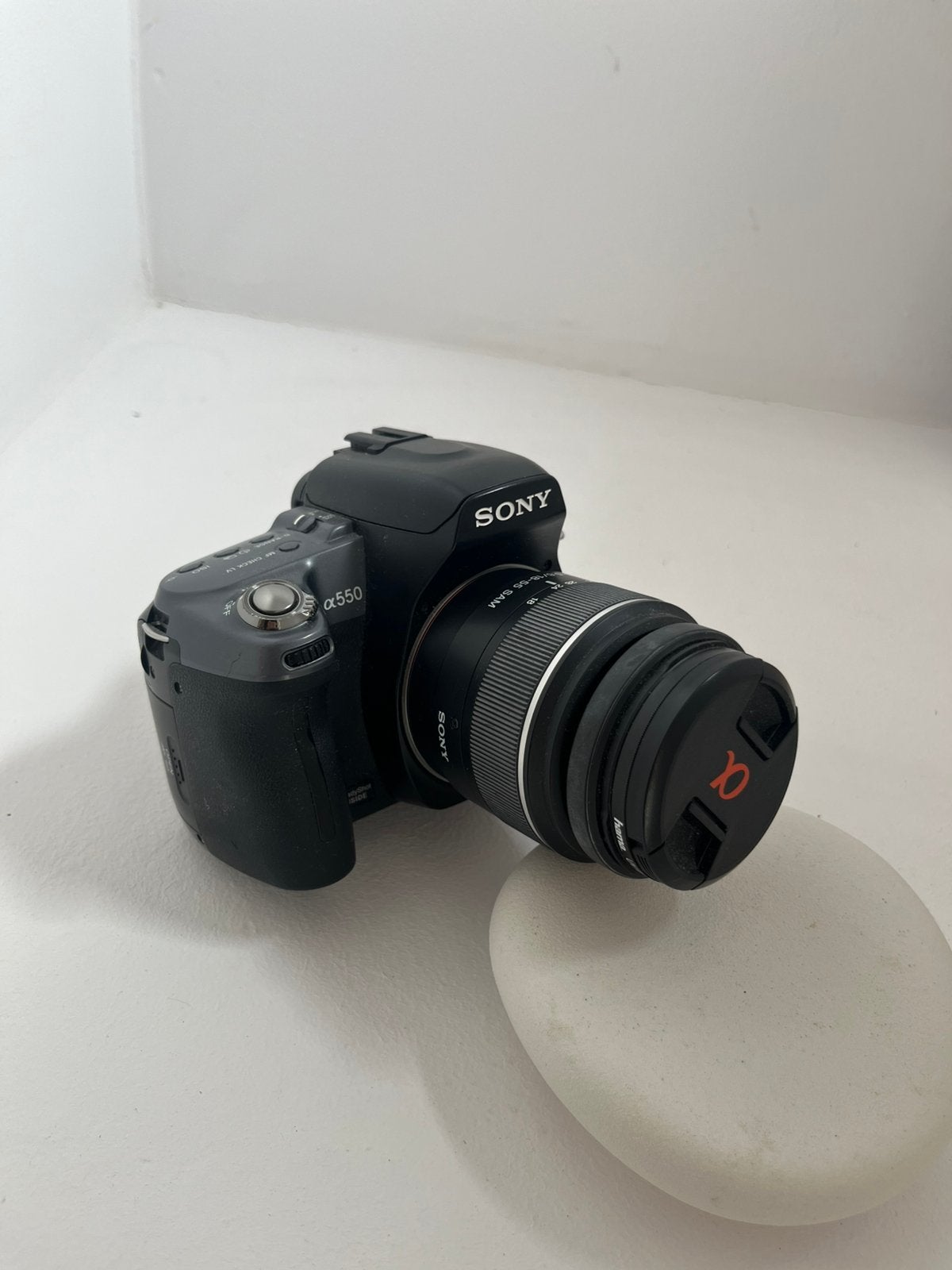 Camera Sony Alpha A550 DSLR, Lensdop, Spiegelreflex, Ophalen of Verzenden, Zo goed als nieuw